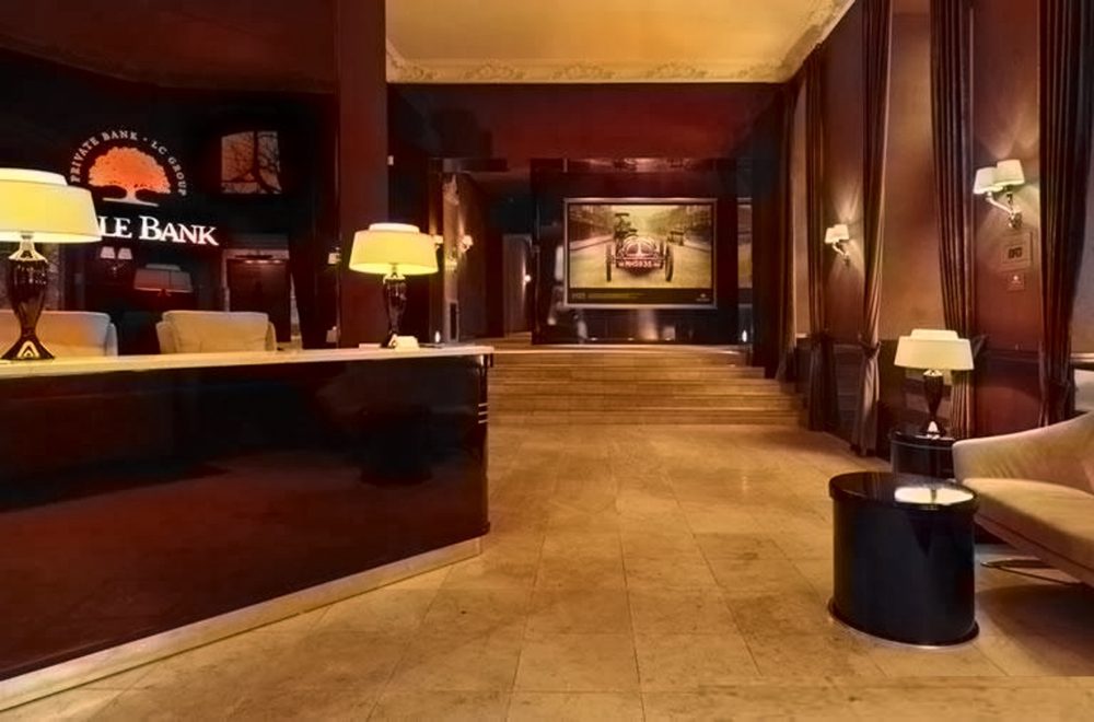 Oristia Futrex private banking lobby